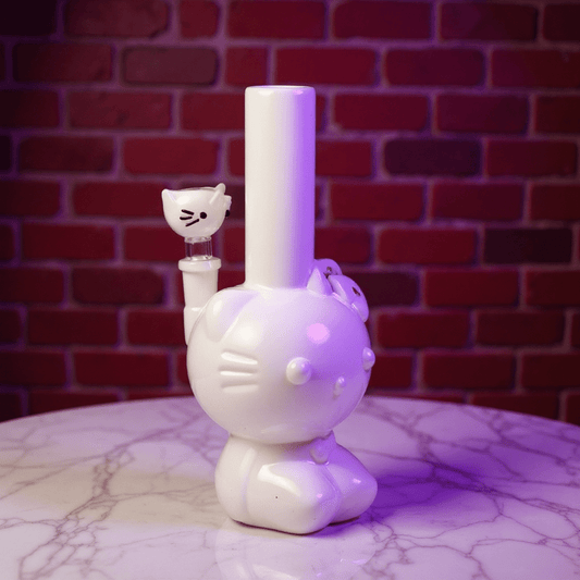 Hello Glow Mini Bong – Cute Style with Crystal Glass. White cat - shaped water pipe with a small cat figure