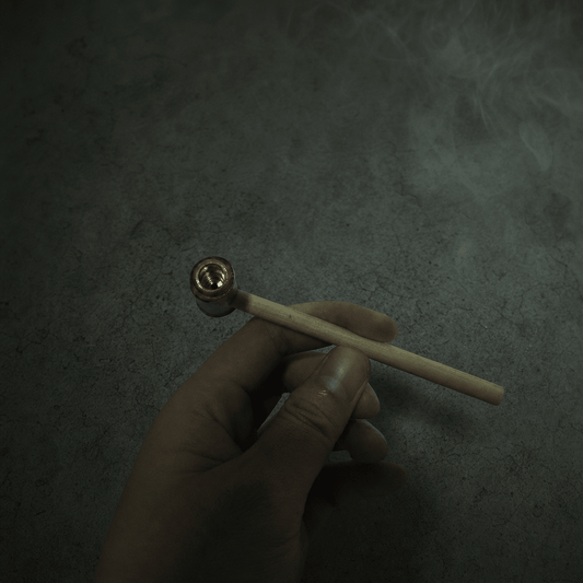 Natural Bamboo Smoking Pipe with Brass Bowl – Classic Pocket PipeNatural Bamboo Smoking Pipe with Brass Bowl