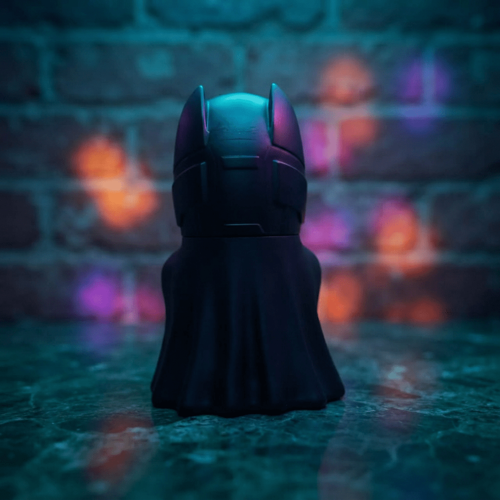Dark Hero Character Herb Grinder – Superhero Style Metal GrinderBatman Shape Grinder
